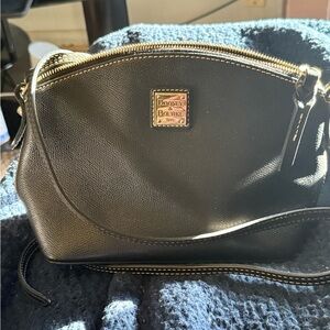 Dooney & Bourke, Inc… black crossbody!
